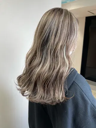 ロング カラー ヘアアレンジ 松井那津子 /ハイライトブリーチのヘアスタイル