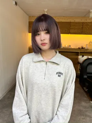 ショート カラー 顔周りレイヤー/韓国 ブリーチminamiのヘアスタイル