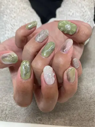 ネイル IWAMOTO Aのネイルデザイン