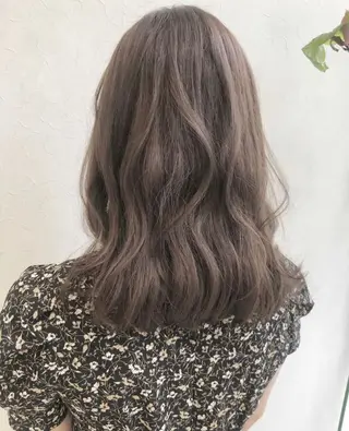 セミロング カラー nakahara madokaのヘアスタイル