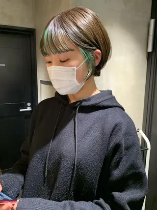 ショート カラー アンニュイヘア🪽 ayumiのヘアスタイル