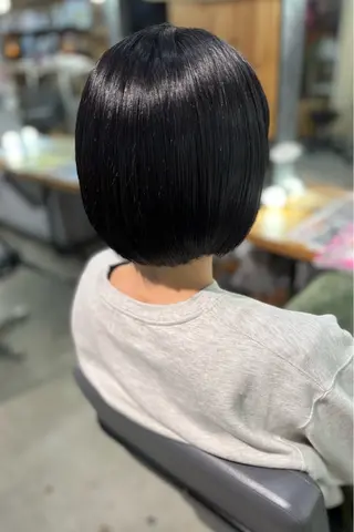 ミディアム カラー 菊地 紗矢のヘアスタイル
