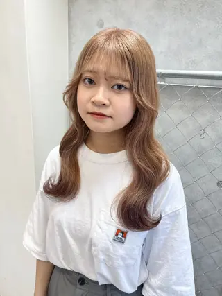 セミロング kanta 梅田 韓国ハイトーンのヘアスタイル