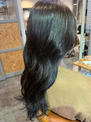 ロング カラー newi hauoli札幌駅前のヘアスタイル