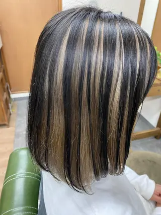 ミディアム 永沼 真依のヘアスタイル