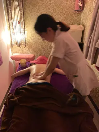 ゴールデンフラワー所属・龍澤 亜美のエステ・リラクイメージ