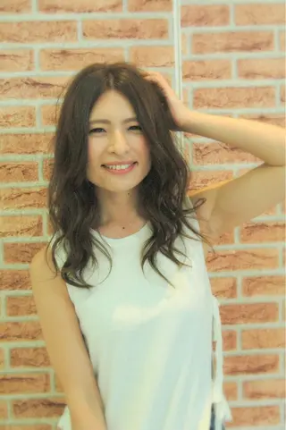 ミディアム カラー D.log 大和西大寺店所属・川崎 雅大のヘアスタイル