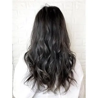 セミロング カラー KIZU 髪質改善 オカルト怪談のヘアスタイル