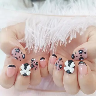 ネイル YUYI.nail salon所属・Mi Naのネイルデザイン