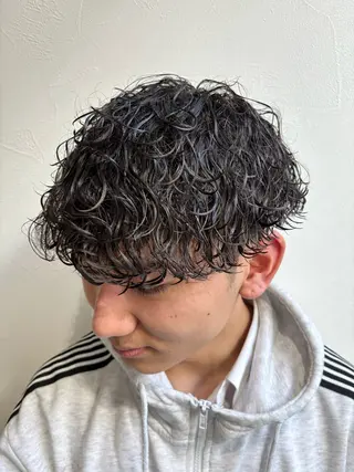 パーマ メンズ ボブ/レイヤー /河内温太のヘアスタイル