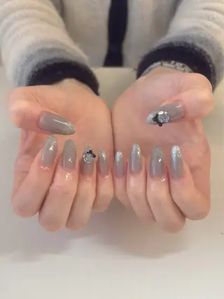 ネイル un.private nail salon所属・Ún.(ウヌ) りんのネイルデザイン