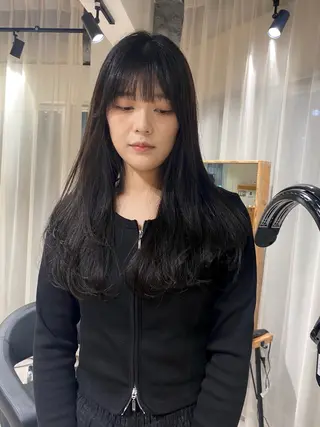 ロング カラー iroha/ n.w.h🎀のヘアスタイル