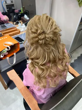 ロング ヘアアレンジ 山室 敬義のヘアスタイル
