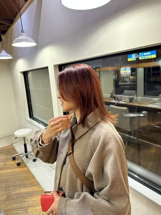 ミディアム カラー 物井 南帆 （ものいみほ）のヘアスタイル