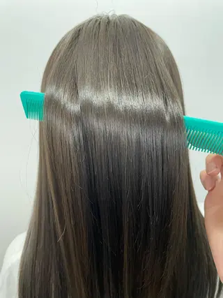 ロング RAYGLOW  by HEADLIGHT ひたちなか店所属・ナチュラル/ボブ/ レイヤー/後藤健吾のヘアスタイル