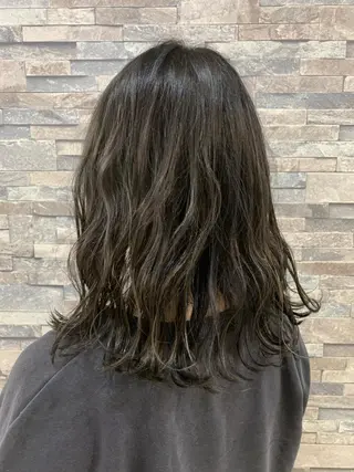 ミディアム カラー ハイトーンArphy 安蒜佑太のヘアスタイル