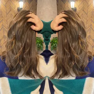 ロング カラー tocca 💜石田愛結💜のヘアスタイル