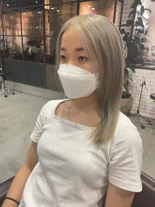 セミロング カラー 高橋 りかのヘアスタイル