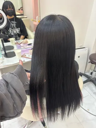 カラー 白石 凜のヘアスタイル