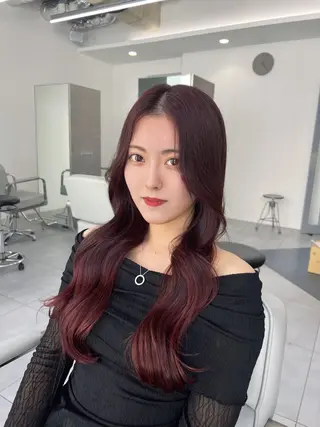 ロング カラー スワイプするのちょっ と待った艶髪/透明感のヘアスタイル