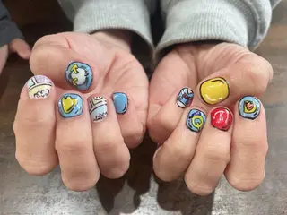 ネイル ネイルサロン＆スクール GINA所属・坂上 悠莉のネイルデザイン