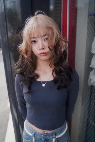 ロング カラー ハイトーン/ブリーチ 🎀/𝑵𝒐𝒆のヘアスタイル