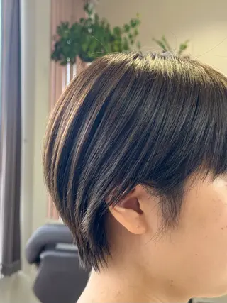 ショート カラー レイヤーカット/艶髪 /髪質改善/のマツエク・マツパデザイン