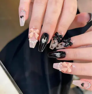 ネイル Miouミオン ネイルサロンのネイルデザイン