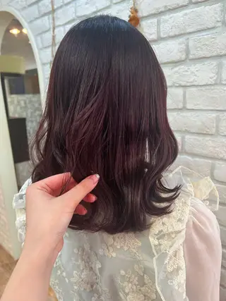 ミディアム カラー 🎀野崎 美玖𝜗𝜚˚⋆のヘアスタイル