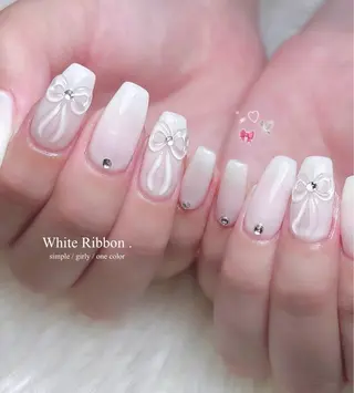 ネイル Arowa 伊田のネイルデザイン