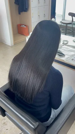 ロング カラー パーマ 🪽髪質改善ストレー ト🤍美羽🤍のヘアスタイル
