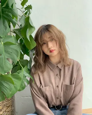 セミロング ヘアアレンジ UMBER ROYC 💎 moeのヘアスタイル