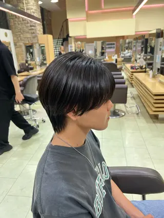 ショート メンズ ﾎｯﾄﾍﾟｯﾊﾟｰ に移行中【かな】のヘアスタイル