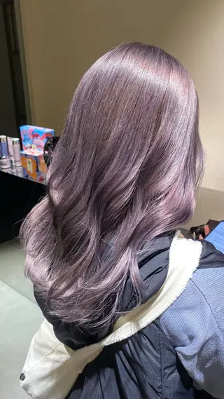 ロング REAL所属・ブリーチハイトーン 木谷 陽己のヘアスタイル