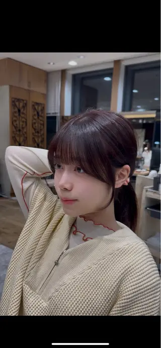 セミロング カラー 新宿/レイヤー 顔周りカット溝手優太のヘアスタイル