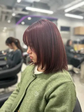 カラー YUKA💜淡色 ラベンダー/ベージュのヘアスタイル