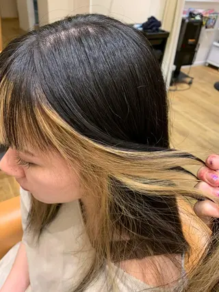 ミディアム カラー FRAME+spa&hair roomなんば駅前店所属・🌸MAYU🌸 ハイトーン➕レイヤーのヘアスタイル