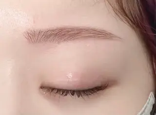 アイブロウ 🩰Misaki🦢 🪞のマツエク・マツパデザイン