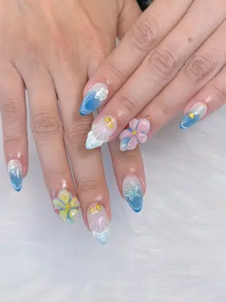 ネイル Luxe Nailのネイルデザイン