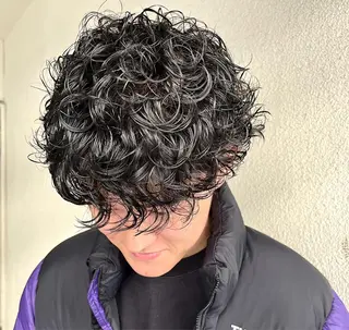 パーマ メンズ 猪原 海斗メンズパーマのヘアスタイル