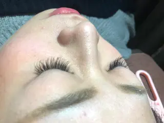 マツエク・マツパ Zina天王寺 CHIAKIのヘアスタイル