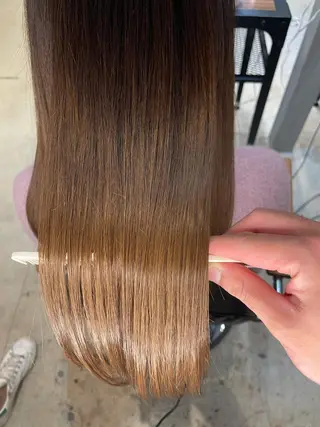 ロング 【髪質改善職人】 岡田成義のヘアスタイル