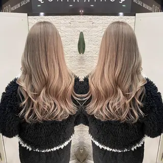 セミロング Y Uのヘアスタイル