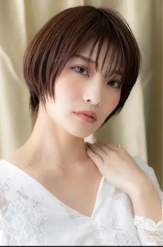 ショート くびれ&切りっぱボブ 得意👍佐藤歩のヘアスタイル