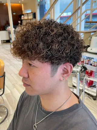 ショート パーマ メンズ パーマ/フェード🔥 佐々木波人のヘアスタイル