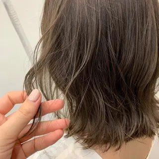 カラー ハルナ /ボブカットモデルのヘアスタイル