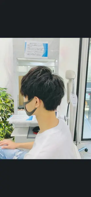 ショート メンズ ハイライト&曲がる 縮毛矯正特化 玉置のヘアスタイル