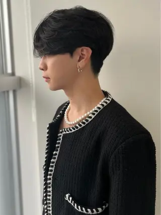 メンズ 韓国ヘア レイヤーカットのヘアスタイル