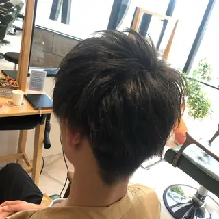 カラー EARTH志木/佐藤 氷河のヘアスタイル