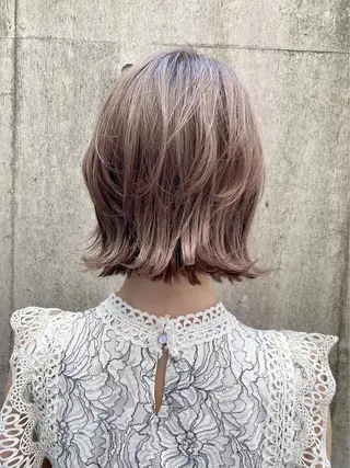 ショート カラー うる艶カラー🤍 SAKI🧸錦糸町のヘアスタイル